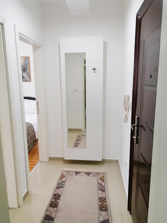 Apartman Mia スレムスカ・ミトロヴィツァ エクステリア 写真